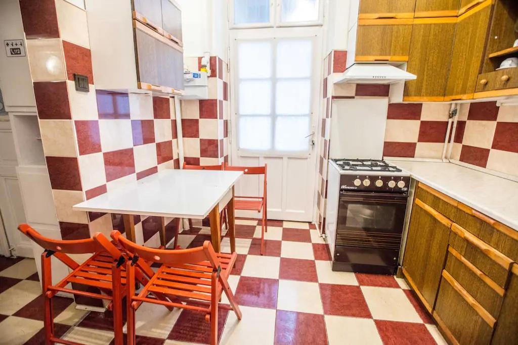 Privatunterkunft Keleti Center Big Flat Bedroom Private Use *